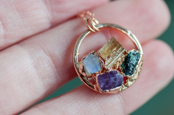 Personalized Birthstone Necklace || Circle Necklace || Mother's Necklace
